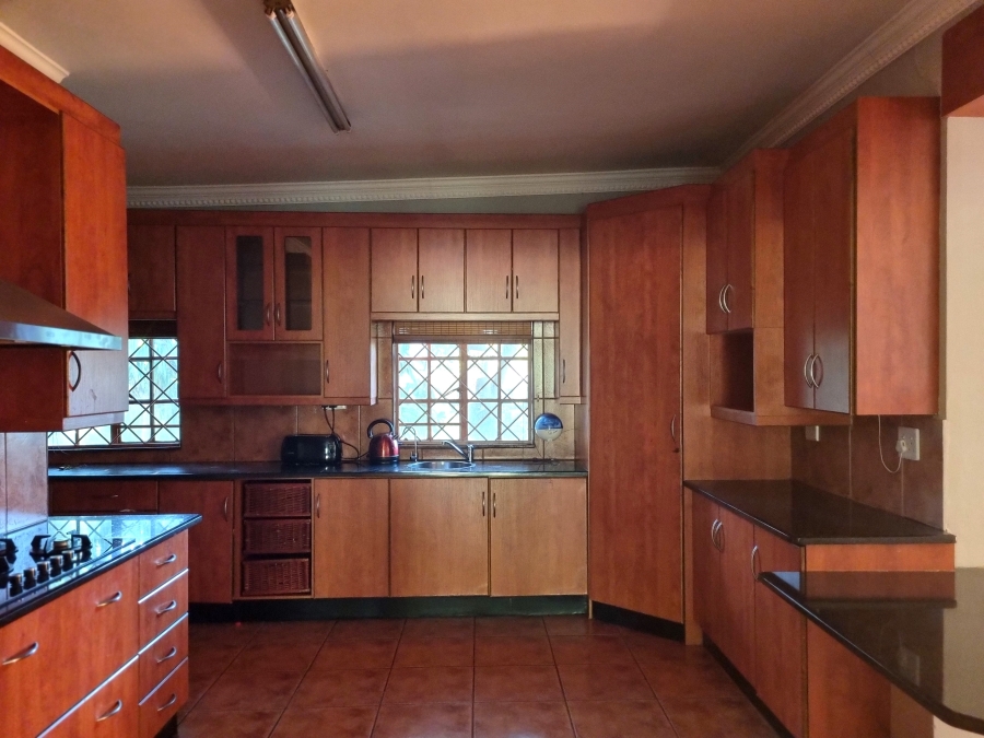 4 Bedroom Property for Sale in Protea Park North West